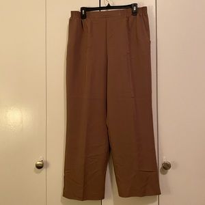 NWT Alfred Dunner Light Brown Straight Leg Soft Elastic Pants